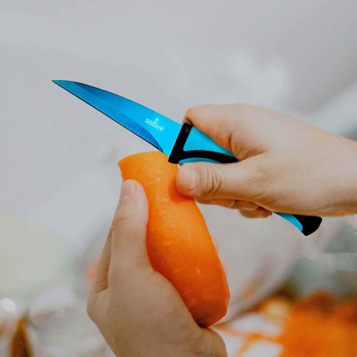Kitchen Knife Set Kit & Black Magnetic Rack & sharpener
